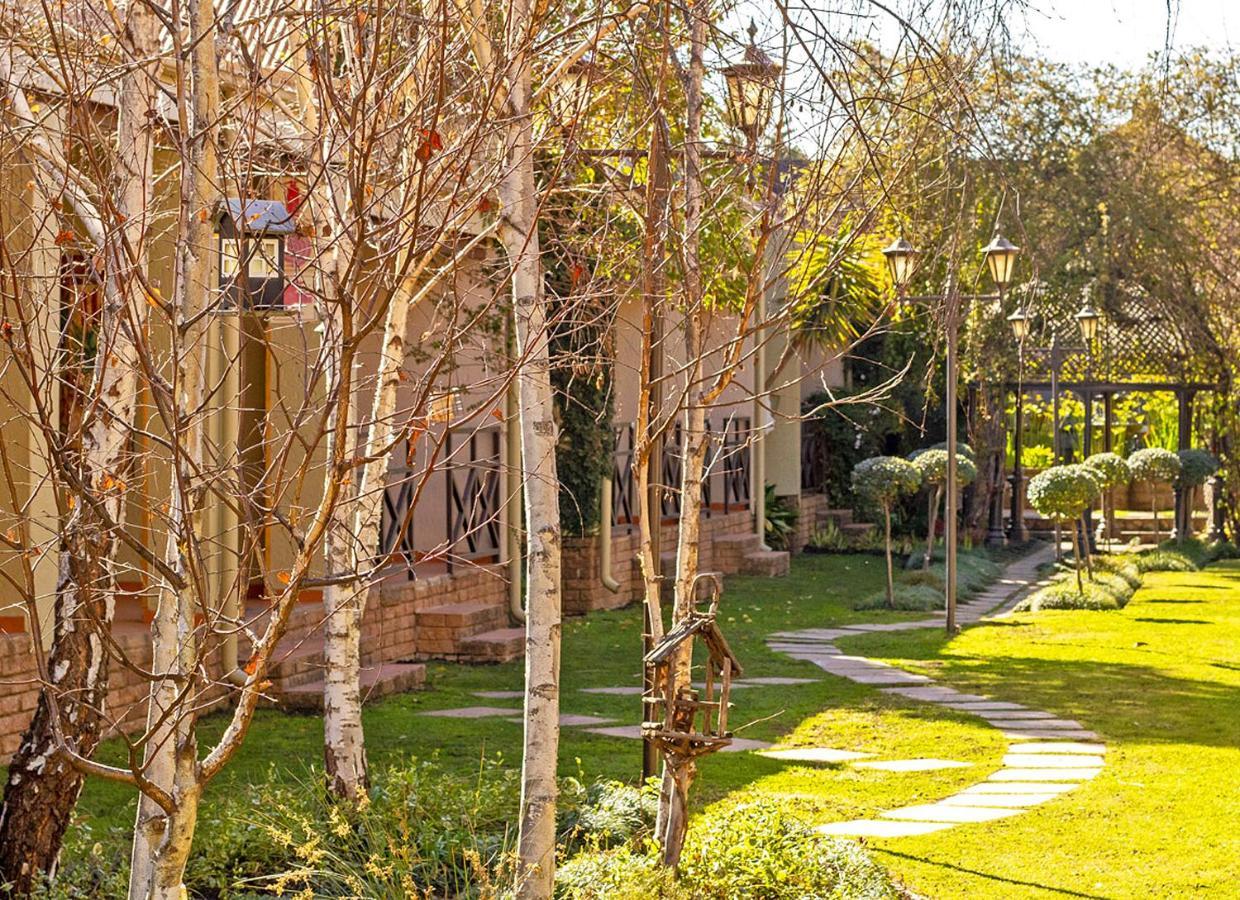 Afrique Boutique Hotel O.R. Tambo Boksburg Eksteriør bilde